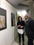 11.4.2017_Mollica visita la mostra dell'artista Maria...