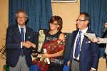 &copy; 2013 - 20_Premio internazionale Ester Scardaccione edizione 2013_al centro Carmela Suriano premiata da Luigi Scaglione e Vincenzo Santochirico_foto di Andrea Mattiacci